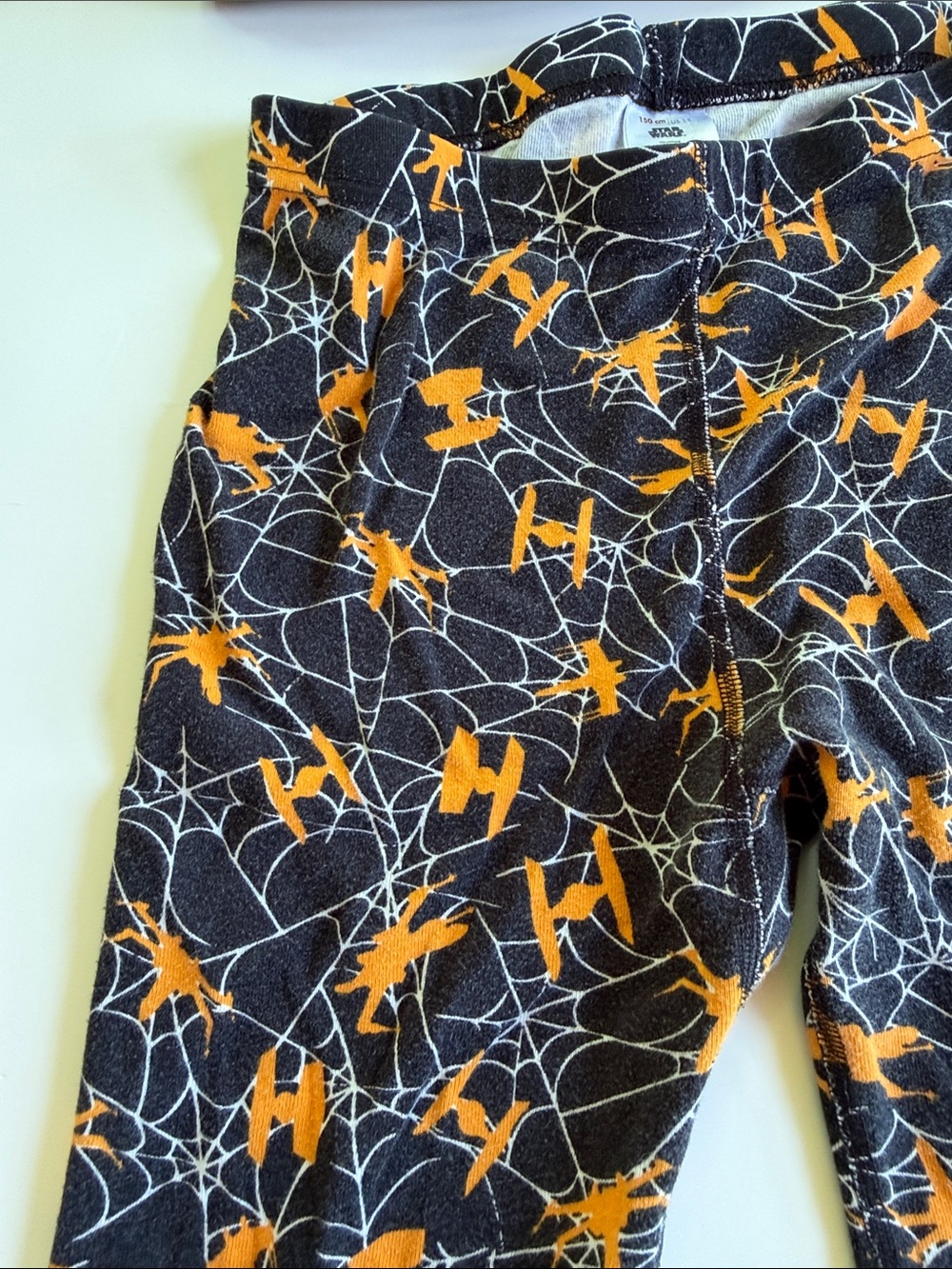 Hanna Andersson Black and Orange Star Wars Kids Pajama Set - Picture 3 of 4